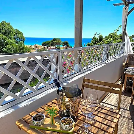 Lentiscu Seaview Solanas شقة
